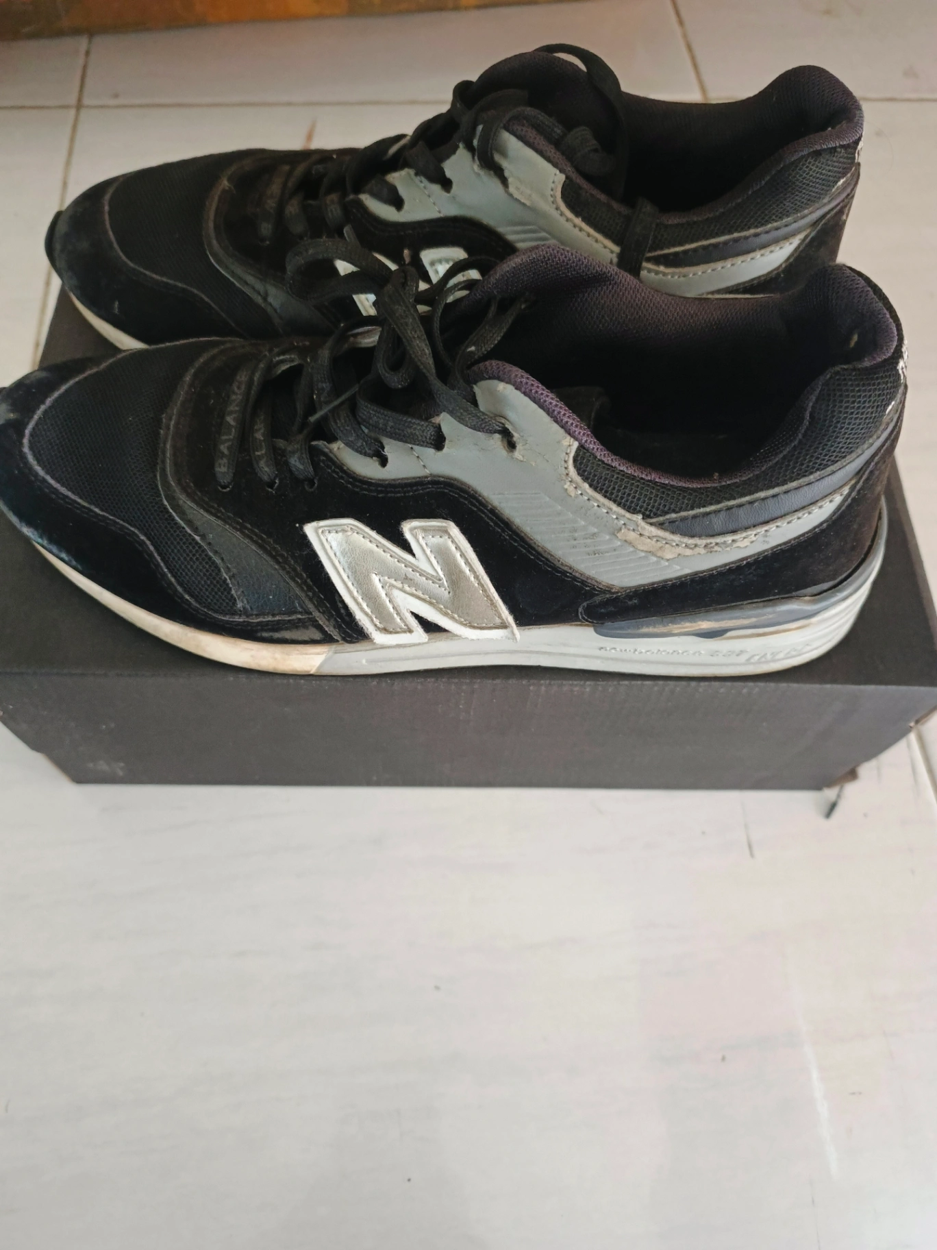Sepatu New Balance